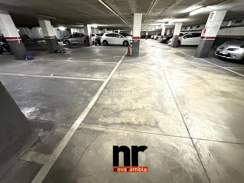 Foto 11333ff8-4392-4d38-bea2-9a4f857b654d. Location parking voiture dans Centre Ripollet