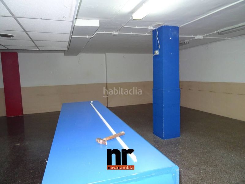 Foto a5cd6acd-ed35-4108-bf16-733e5d58416e. Local comercial local en venta en centro en Centre Ripollet
