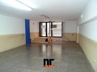 Local Comercial a Centre. Local en venta en centro