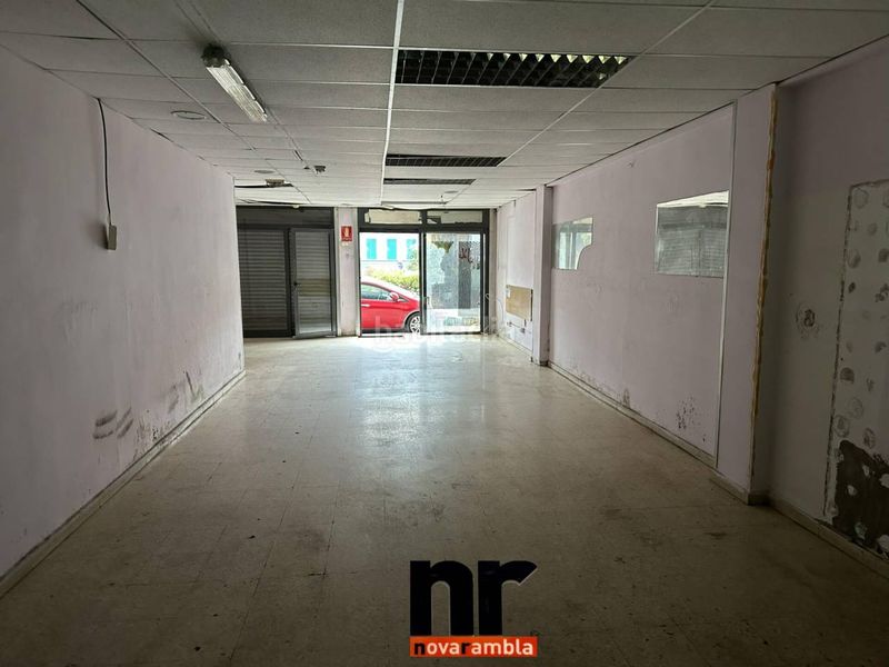 Foto 0a909dd7-849c-41a4-85a8-b13a6dcac98d. Local comercial local en venta en c maragall en Ajuntament-Maragall Ripollet