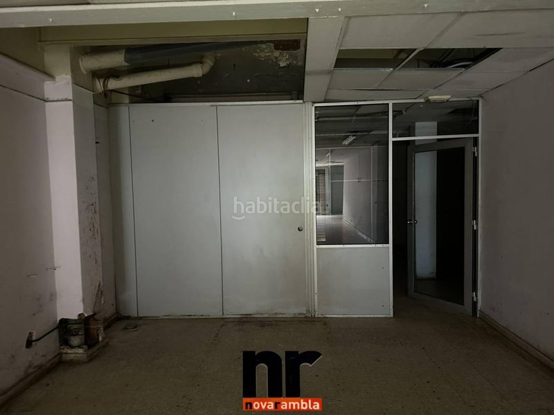 Foto 287c0e75-a758-49bb-aee4-67b29e2ccf6b. Local comercial local en venta en c maragall en Ajuntament-Maragall Ripollet