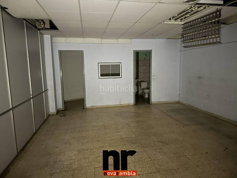 Foto 2d757d96-539e-4e9e-b32a-512657e8bb7e. Local comercial local en venta en c maragall en Ajuntament-Maragall Ripollet