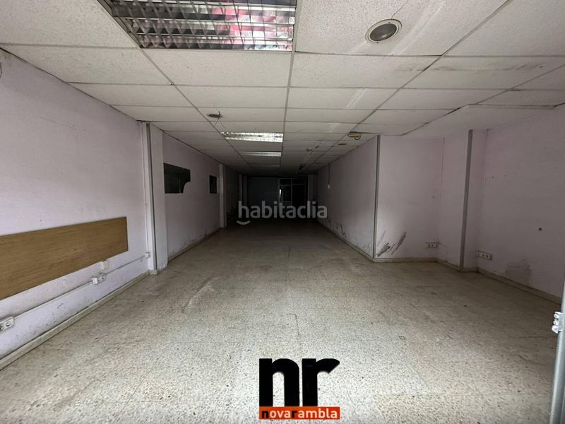 Foto 8dcc7c10-0049-497a-8465-21b7e2a111ea. Local comercial local en venta en c maragall en Ajuntament-Maragall Ripollet