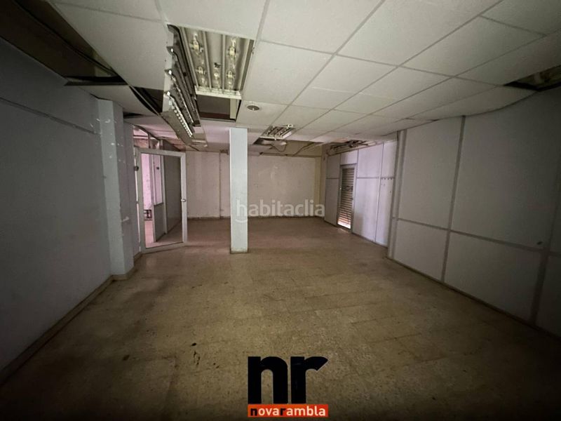 Foto e8814b46-45e8-4e9e-9669-e78b2a869860. Local comercial local en venta en c maragall en Ajuntament-Maragall Ripollet