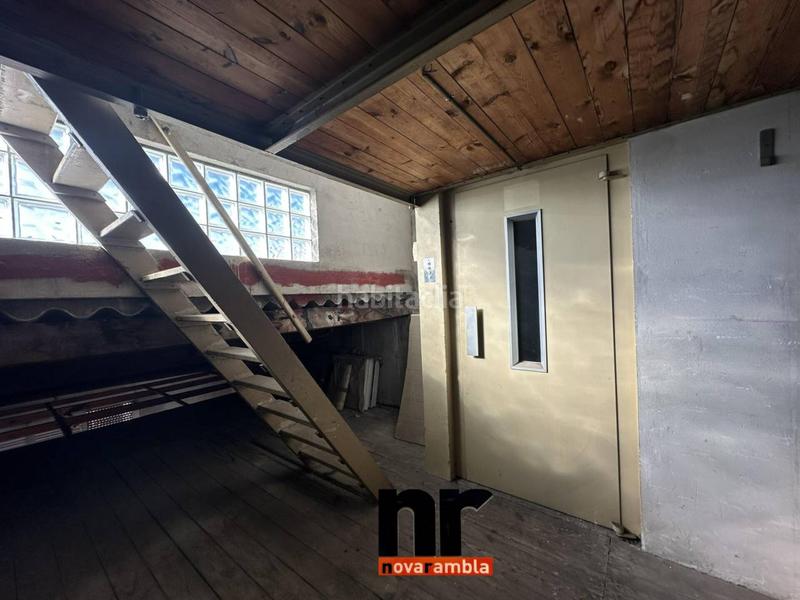 Foto 5da0f8f5-f29c-4b5b-9431-94b686e27a3a. Alquiler local comercial alquiler de local comercial en zona centro en Ripollet