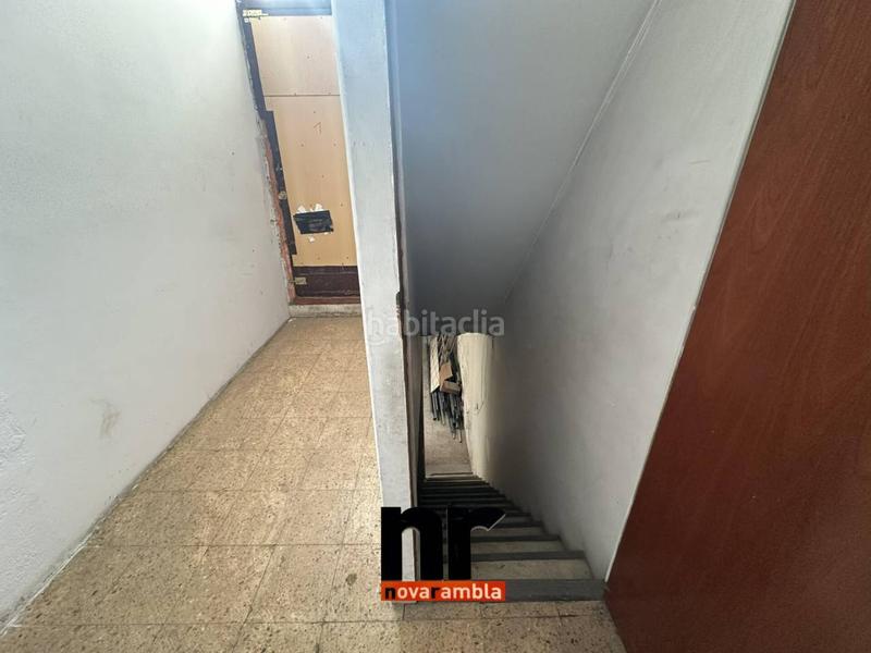 Foto 901a2b9e-82a8-4688-9016-09d9ef4ebbe3. Location local commercial dans Centre Ripollet