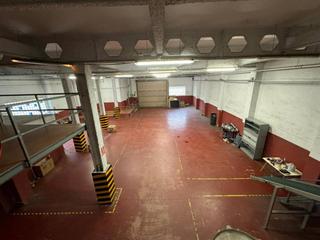 Bâtiment à usage industriel  Santa anna. Venta de nave industrial en cerdanyola del vallès