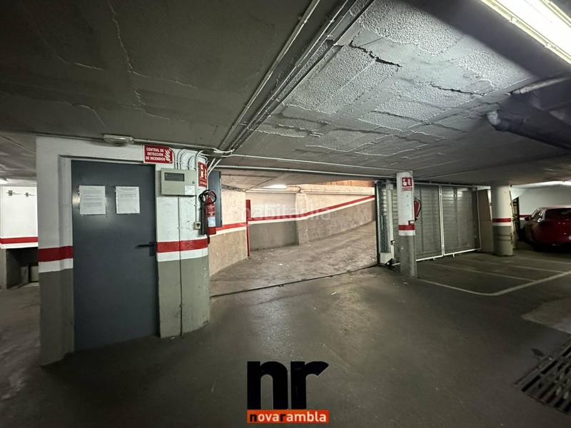 Foto 38b16654-c1c4-4d1f-8581-719ddd156ae5. Aparcament cotxe a Ajuntament-Maragall Ripollet