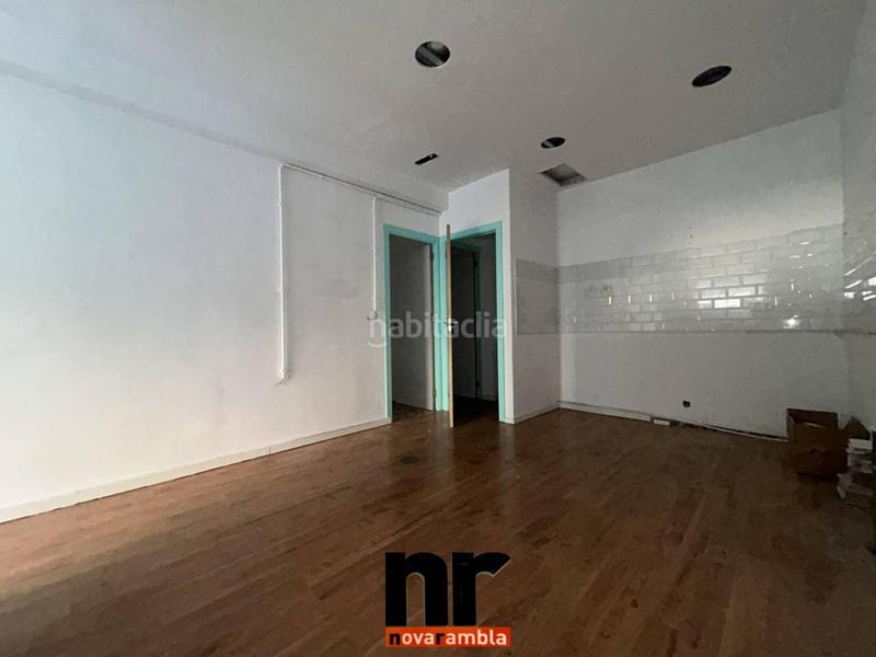 Foto 480c9246-53a6-4db9-929e-7f4017902ee5. Location local commercial dans Casc Antic Ripollet