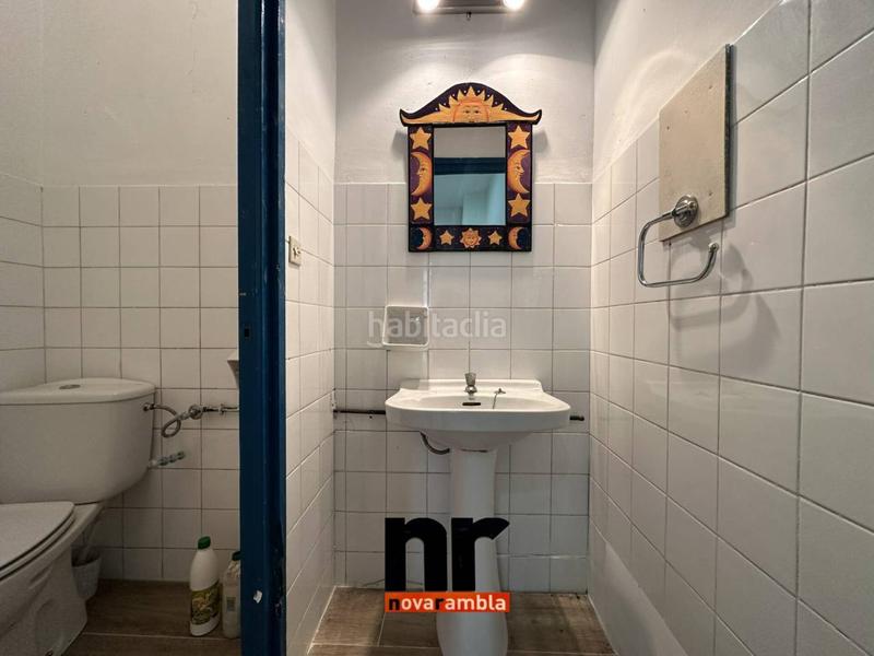 Foto 5f8231bd-096e-4866-8f81-da6a087abf0d. Local comercial local en venta en zona ayuntamiento en Ripollet