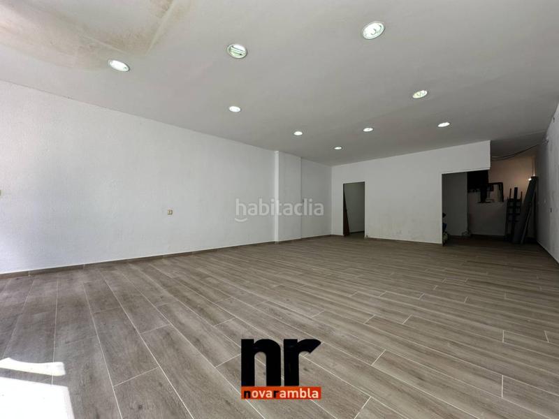 Foto b2d5bd9f-5f96-43d7-b13b-f0b939e07fd0. Local comercial local en venta en zona ayuntamiento en Ripollet