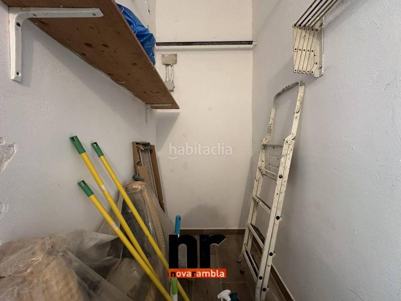 Foto b34050f6-095f-423f-b4ea-521f9dc6da3e. Local comercial local en venta en zona ayuntamiento en Ripollet