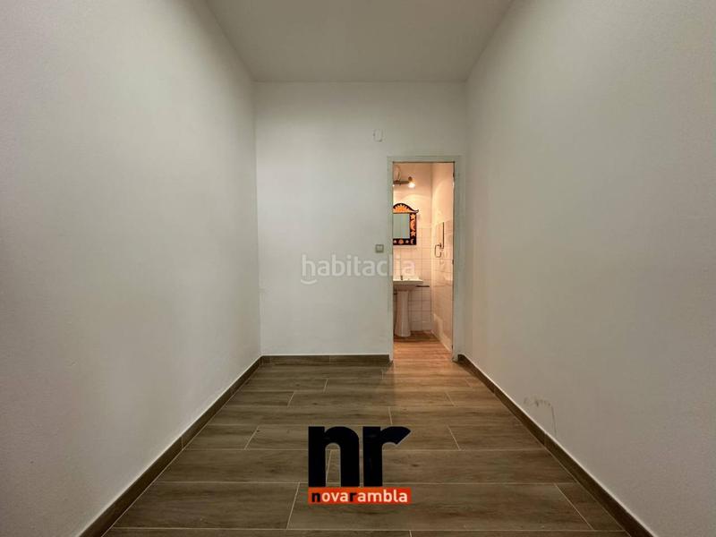 Foto db18780d-ff92-423f-8608-5d62210acf89. Local comercial local en venta en zona ayuntamiento en Ripollet