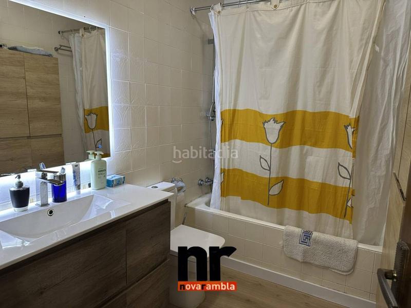 Foto d34701aa-9871-4d14-a06e-5e6c40b9f969. Casa  de pueblo en venta en centro en Centre Ripollet