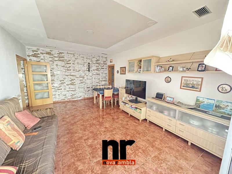 Foto 028cafff-4e99-40d7-9388-444cb3bee1e6. Appartamento con riscaldamento parcheggio in Montcada Centre - La Ribera Montcada i Reixac