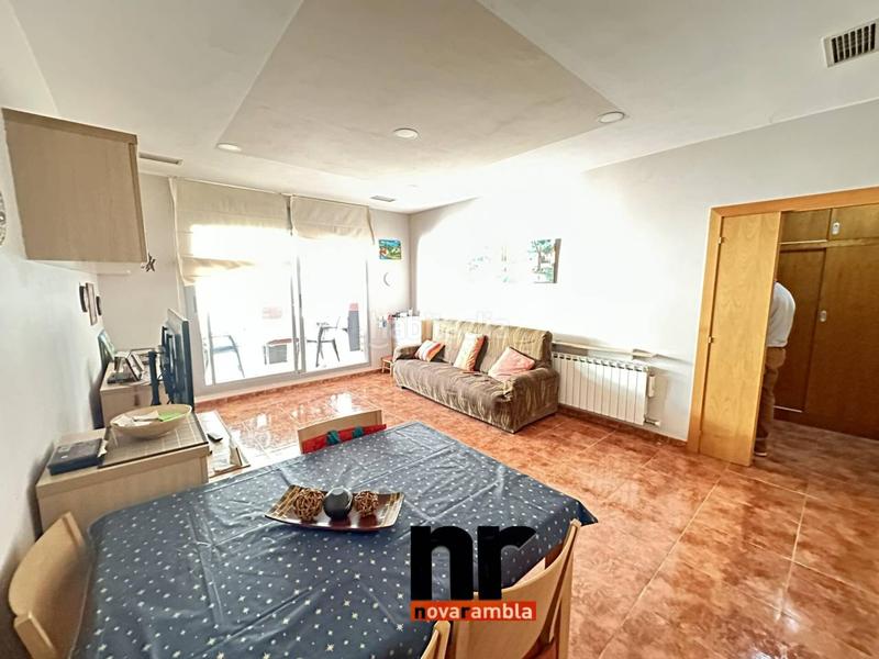 Foto 6b0847a2-80cb-421d-aacc-ec017babc1a0. Appartamento con riscaldamento parcheggio in Montcada Centre - La Ribera Montcada i Reixac