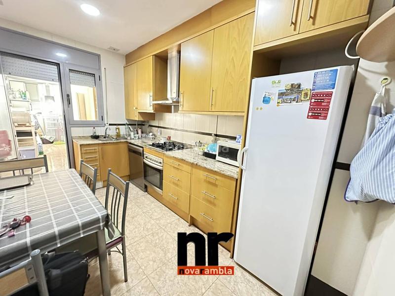 Foto 96f766cb-9748-4ffa-ae24-ddb8e5f4bba9. Appartamento con riscaldamento parcheggio in Montcada Centre - La Ribera Montcada i Reixac