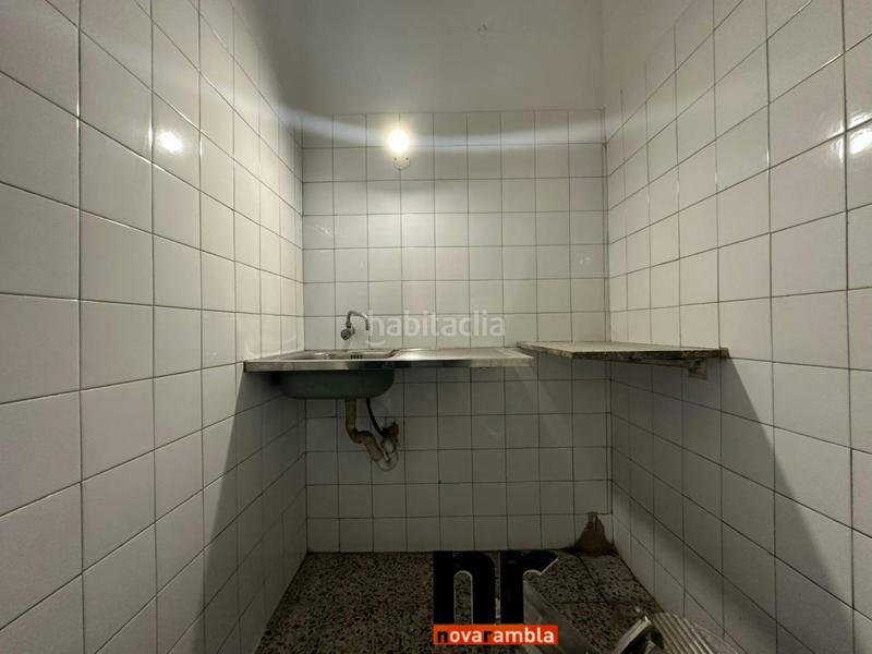 Foto 600246db-6e4c-4724-8156-fe9bced001de. Locale commerciale in Ajuntament-Maragall Ripollet