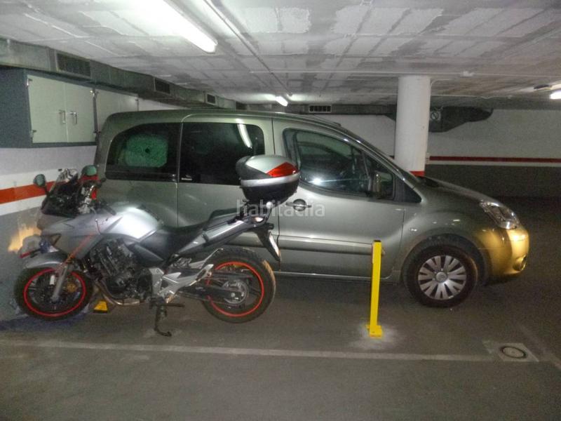 Foto e203fff2-1b6c-4a2f-bf69-dbb20a10820a. Posto auto in Ajuntament-Maragall Ripollet