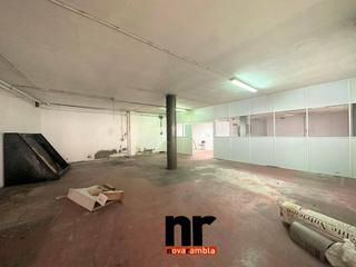 Lloguer Local Comercial a Can Mas. Local en alquiler en can mas