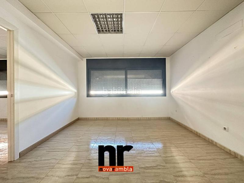 Foto 0310eaa8-d808-4e23-b5a8-375b694aee52. Alquiler local comercial local en alquiler en Centre en Ripollet