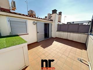 Zweistöckige Wohnung in Centre. Dúplex en venta en zona mercado central de sabadell
