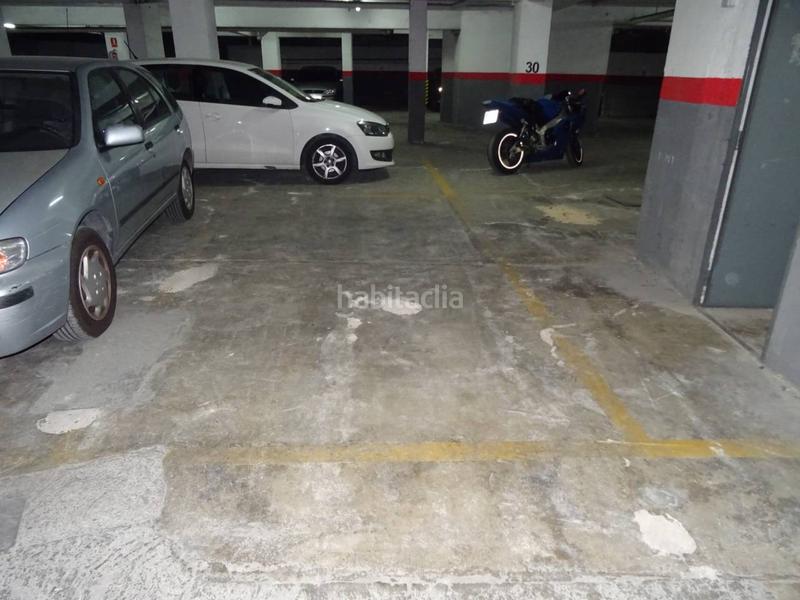 Foto e7dc74dc-1a05-412a-850b-a45926152445. Alquiler parking coche garaje en alquiler en centre en Ripollet