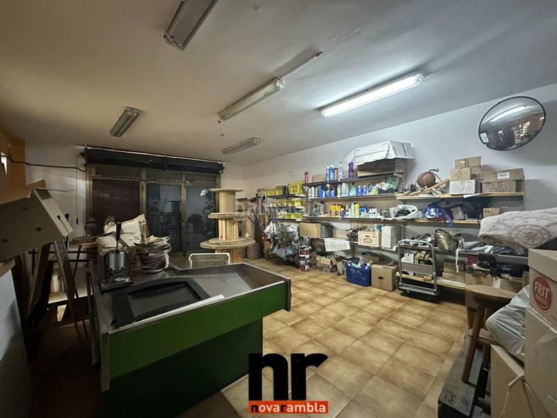 Foto 4b748b73-20c6-4e77-bed0-4bb73a29f3fd. Local comercial alquiler de local comercial , zona maragall en Ripollet