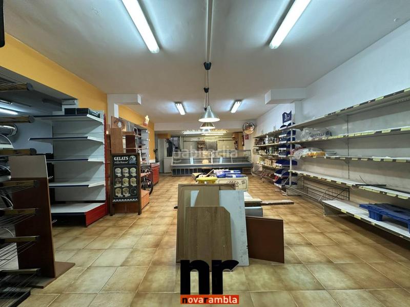 Foto 669e9c79-7f2f-426c-b407-bf078e126470. Local comercial alquiler de local comercial , zona maragall en Ripollet