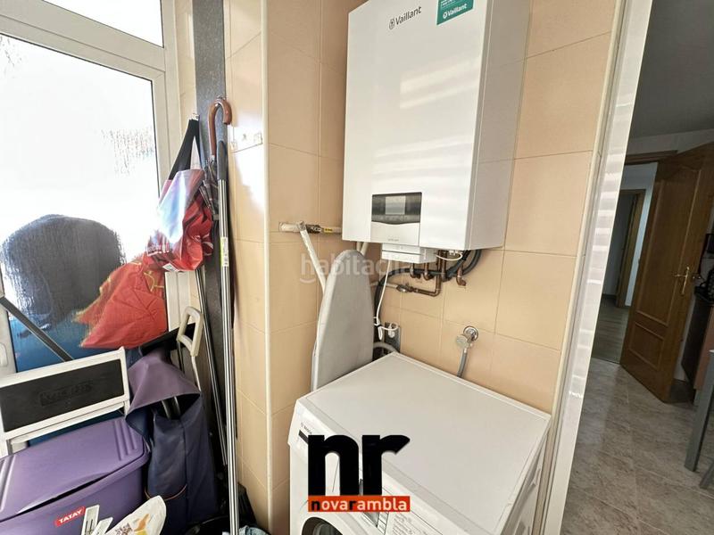 Foto 240279e6-0d73-42e4-94e0-ecf7b89d3e37. Piso  en venta en pinetons en Can Clos-Pinetons Ripollet