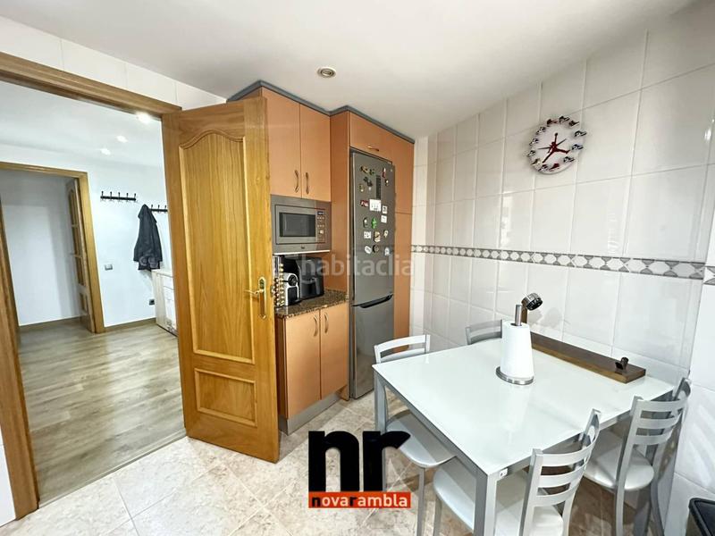 Foto 8b7de235-2bba-4f2a-a1b6-c3b7df993290. Piso  en venta en pinetons en Can Clos-Pinetons Ripollet