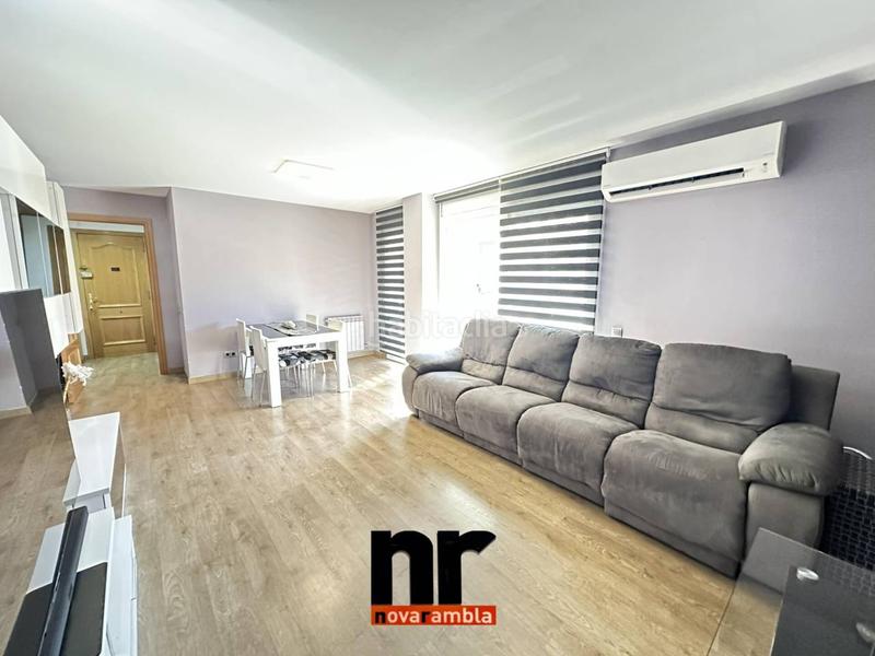 Foto d1ef365e-5ee7-443d-865d-f111c41a59bb. Piso  en venta en pinetons en Can Clos-Pinetons Ripollet