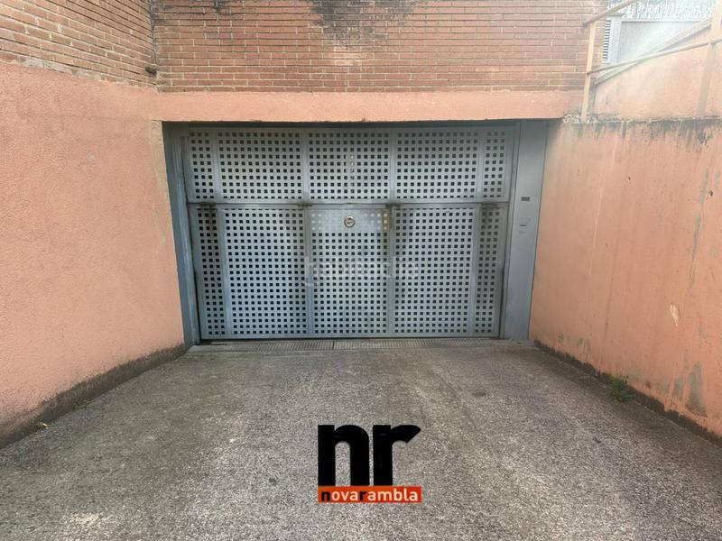 Foto fc0d92e8-22a6-4989-9b9b-fb9ced92c6b8. Posto auto in Can Clos-Pinetons Ripollet