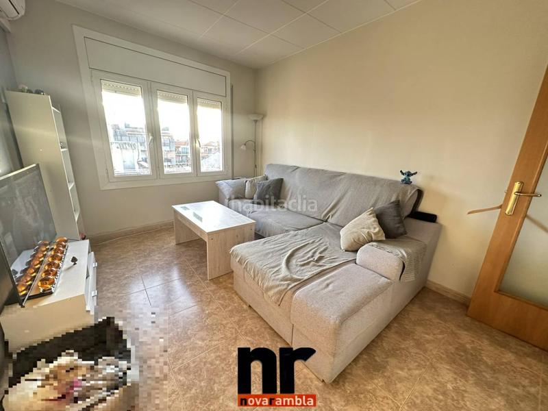 Foto d2e426c1-0fc8-41c9-9b40-8a465e898179. Piso  en venta en calle montcada en Centre Ripollet