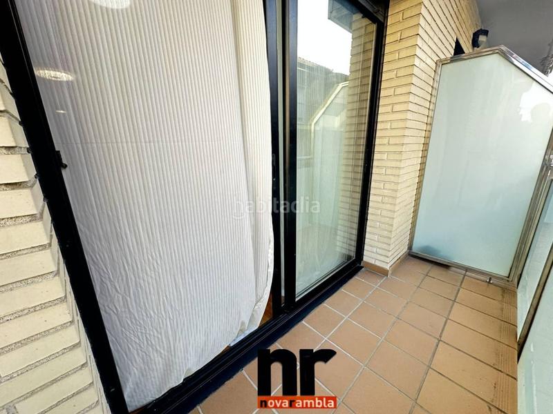 Foto 14740423-bcc0-4ba7-bf88-cfa92e8316c8. Pis amb calefacció aparcament a Can Clos-Pinetons Ripollet