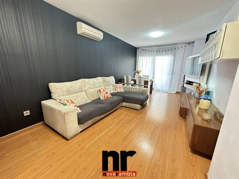 Foto 1a182403-689f-46c2-b463-4f2007df6da1. Pis amb calefacció aparcament a Can Clos-Pinetons Ripollet