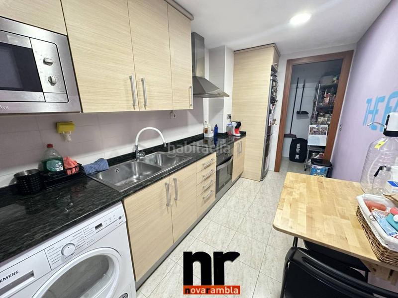 Foto f65b63fc-8805-4c96-97aa-50736012e09c. Pis amb calefacció aparcament a Can Clos-Pinetons Ripollet