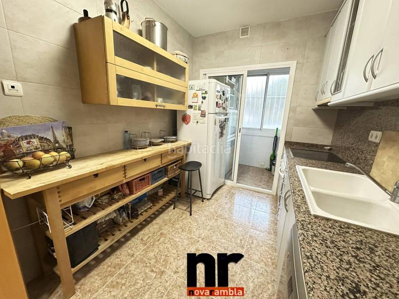 Foto 7e36d282-2608-4f9f-928a-be71c1476653. Flat with heating parking in Can Clos-Pinetons Ripollet