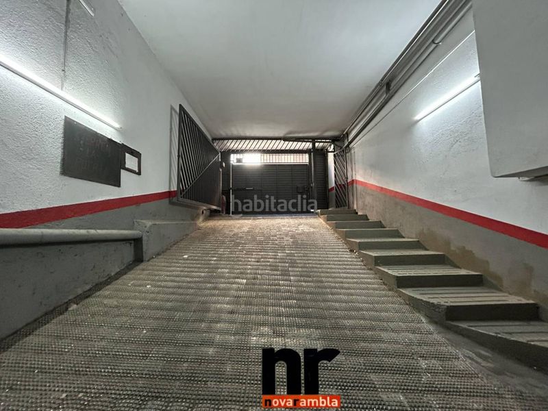 Foto ba3743a9-4eb6-44d0-965f-b6322dd09671. Affitto posto auto in Centre Ripollet