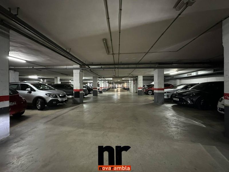Foto 8efed187-4c51-450a-bbe2-772b61e4f405. Parking coche garaje en venta en zona balmes en Ajuntament-Maragall Ripollet