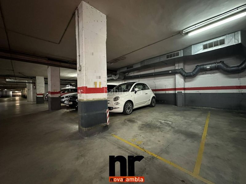 Foto ab3fcb5a-37f2-4573-9338-676eee98041a. Parking coche garaje en venta en zona balmes en Ajuntament-Maragall Ripollet