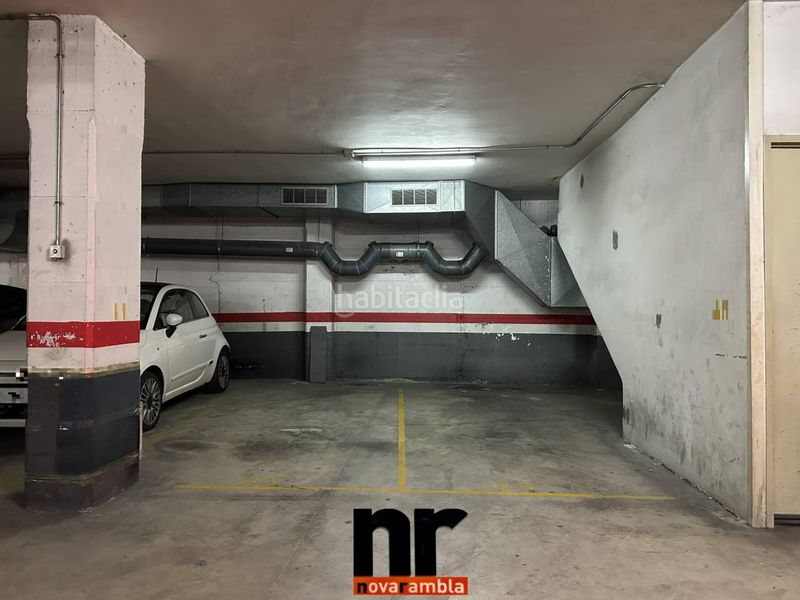 Foto bdc179c5-705b-4559-9656-b3098c709044. Parking coche garaje en venta en zona balmes en Ajuntament-Maragall Ripollet