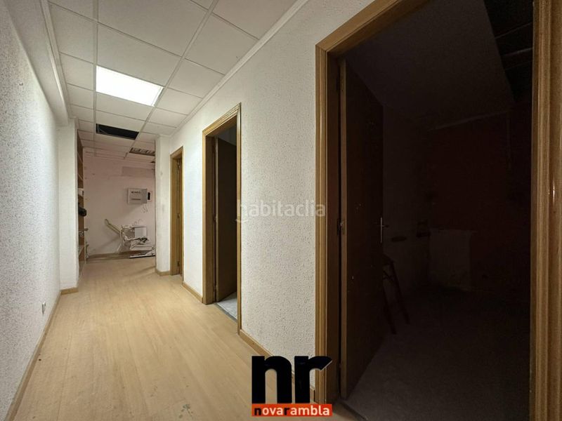 Foto a991e34c-776f-4a51-a2cc-53ce62bb762b. Local comercial local en venta en centro en Centre Ripollet