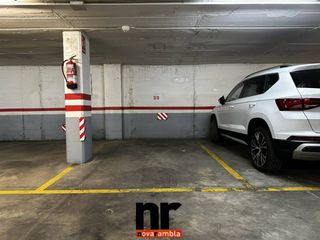 Aparcament cotxe a Calle Anselm Clavé