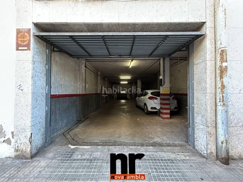 Foto b968d974-aff1-43e6-a729-3671f19b46e3. Local comercial a Casc Antic Ripollet