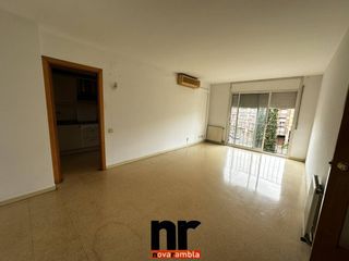 Appartamento in Casc Antic. Piso en venta en pinetons