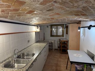 Mas  Carrer major 51. L'arboç, casa de pueblo unifamiliar, muy céntrica, dos habitacio