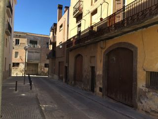 Locale commerciale in Carrer sant benet 3. Amplio local comercial en el centro de valls