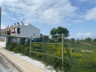 Terreny residencial a Carrer del bosc gran 35. Gran parcela en salou (cap salou), a pocos minutos de las playas