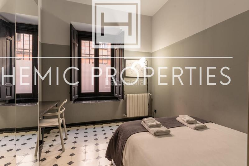 Foto 15fb105a-c85e-44ec-8681-f09e3d8e8cf0. Planta baixa a Universidad-Malasaña Madrid